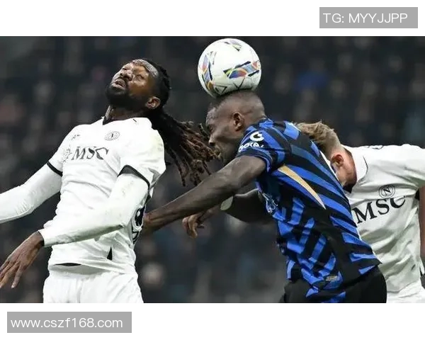 国米与瓦伦西亚赛后冲突引发斗殴事件球迷与球员激烈对抗现场混乱不堪 国米与瓦伦西亚赛后冲突引发斗殴事件球迷与球员激烈对抗现场混乱不堪